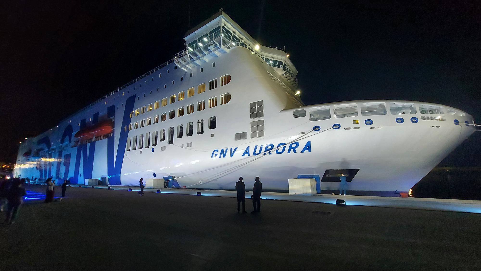 GNV Aurora auf der Route Genua – Tanger