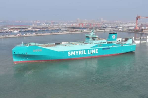 Smyril Line stärkt Frachtnetz im Nordatlantik mit neuem RoRo-Schiff Skipanes